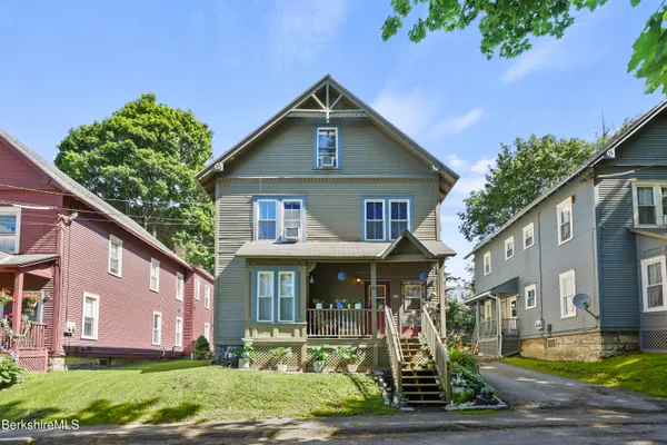 $183,990 | 49 A Arnold Place, North Adams, MA 01247