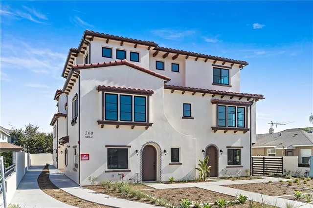 $995,000 | 200 South 2nd Avenue, Unit A, Arcadia, CA 91006