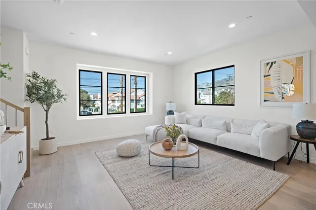 $995,000 | 200 South 2nd Avenue, Unit A, Arcadia, CA 91006