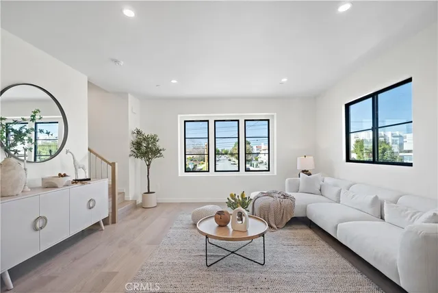 $995,000 | 200 South 2nd Avenue, Unit A, Arcadia, CA 91006