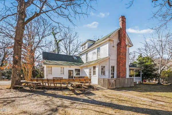 $7,000,000 | 213-223 McCauley Street, Chapel Hill, NC 27516