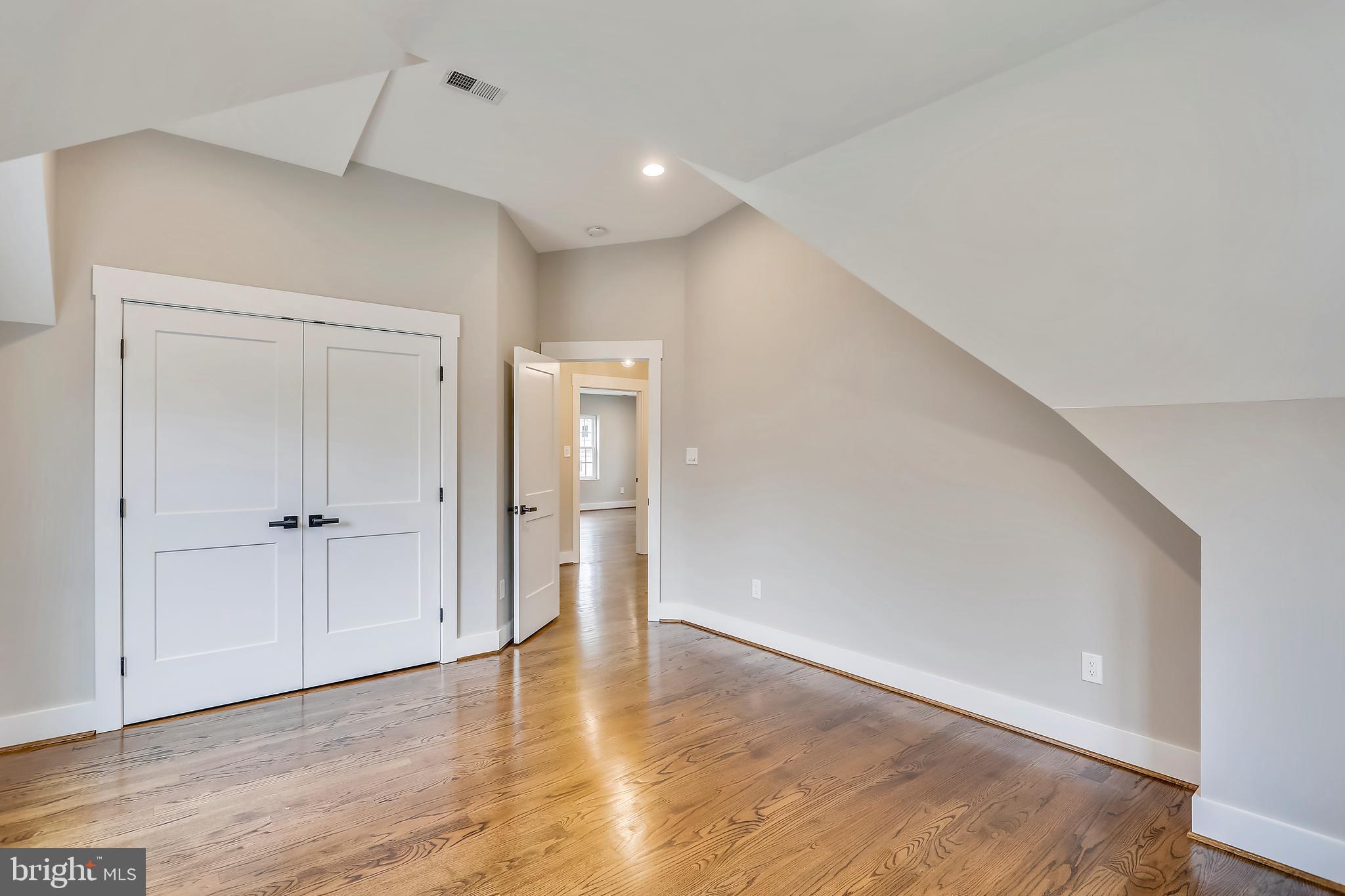 8812 2nd Avenue Silver Spring, MD 20910 - Photo 43 of 69