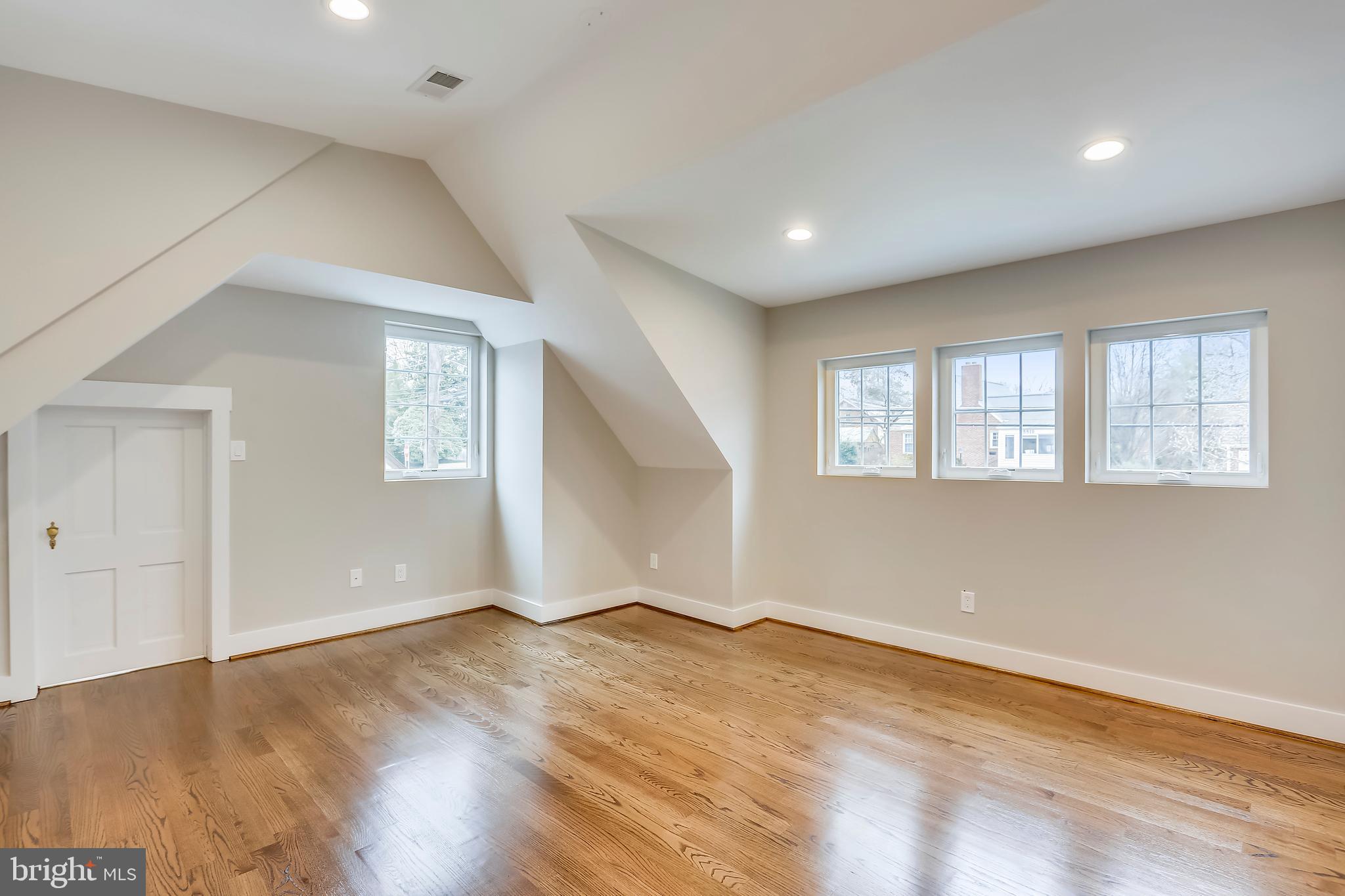 8812 2nd Avenue Silver Spring, MD 20910 - Photo 44 of 69