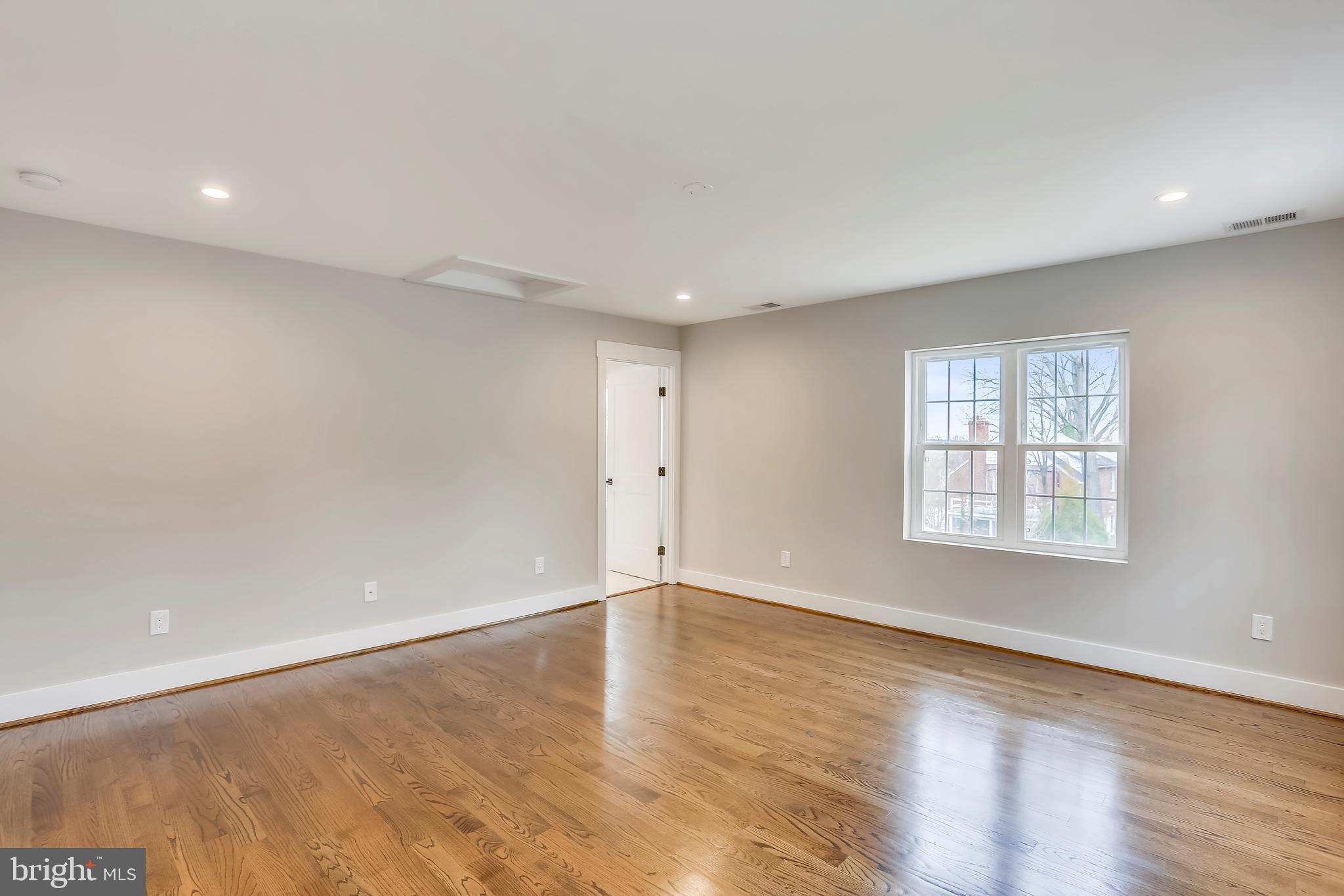 8812 2nd Avenue Silver Spring, MD 20910 - Photo 55 of 69