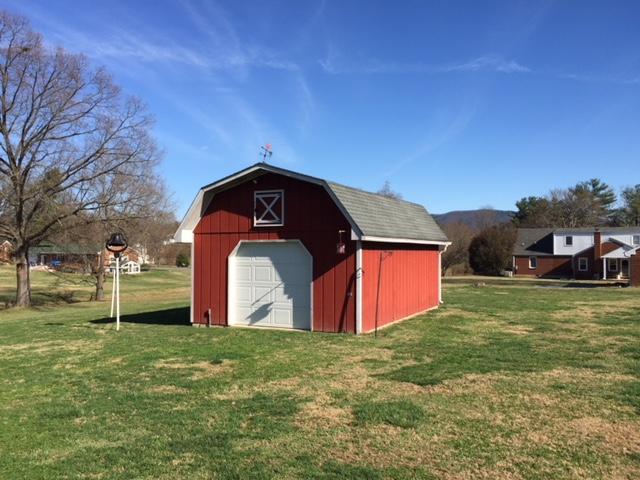 6825 Dallas Road Roanoke, VA 24019 - Photo 4 of 21 6825 Storage Shed