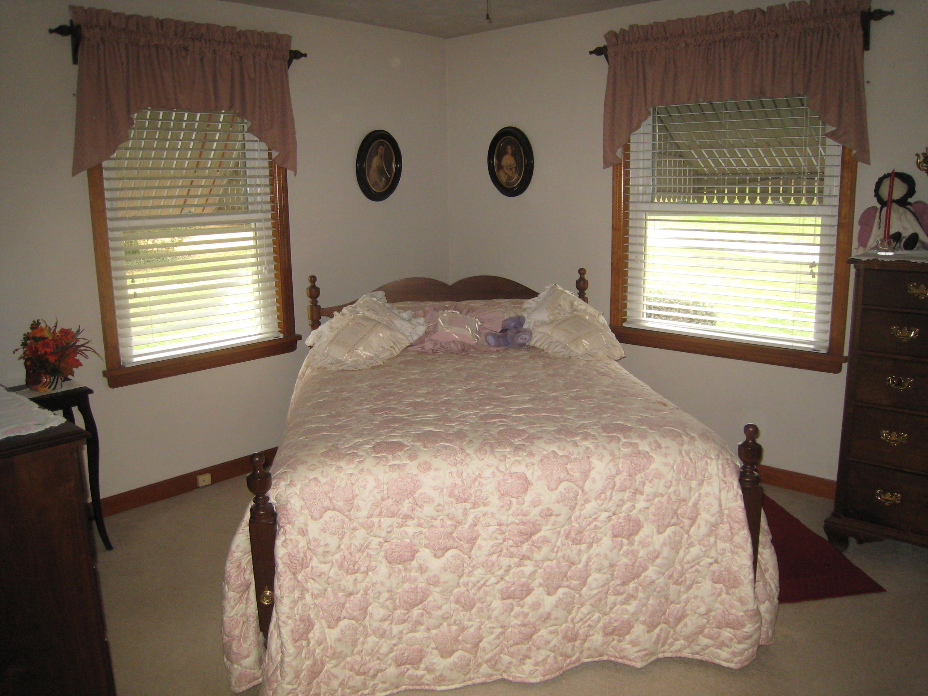 6825 Dallas Road Roanoke, VA 24019 - Photo 7 of 21 IMG_0950 (1)