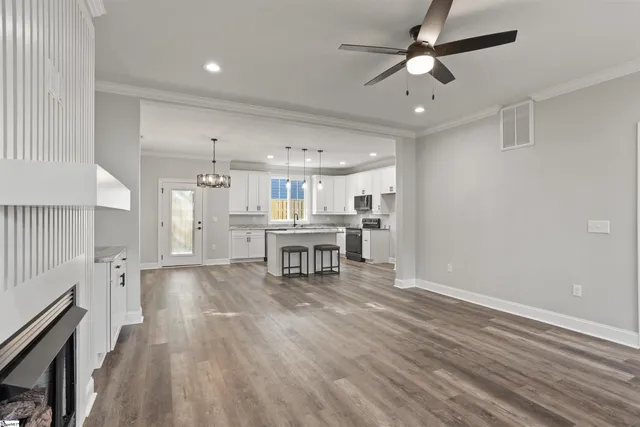 $3,700 | 401 Old Augusta Road, Greenville, SC 29605