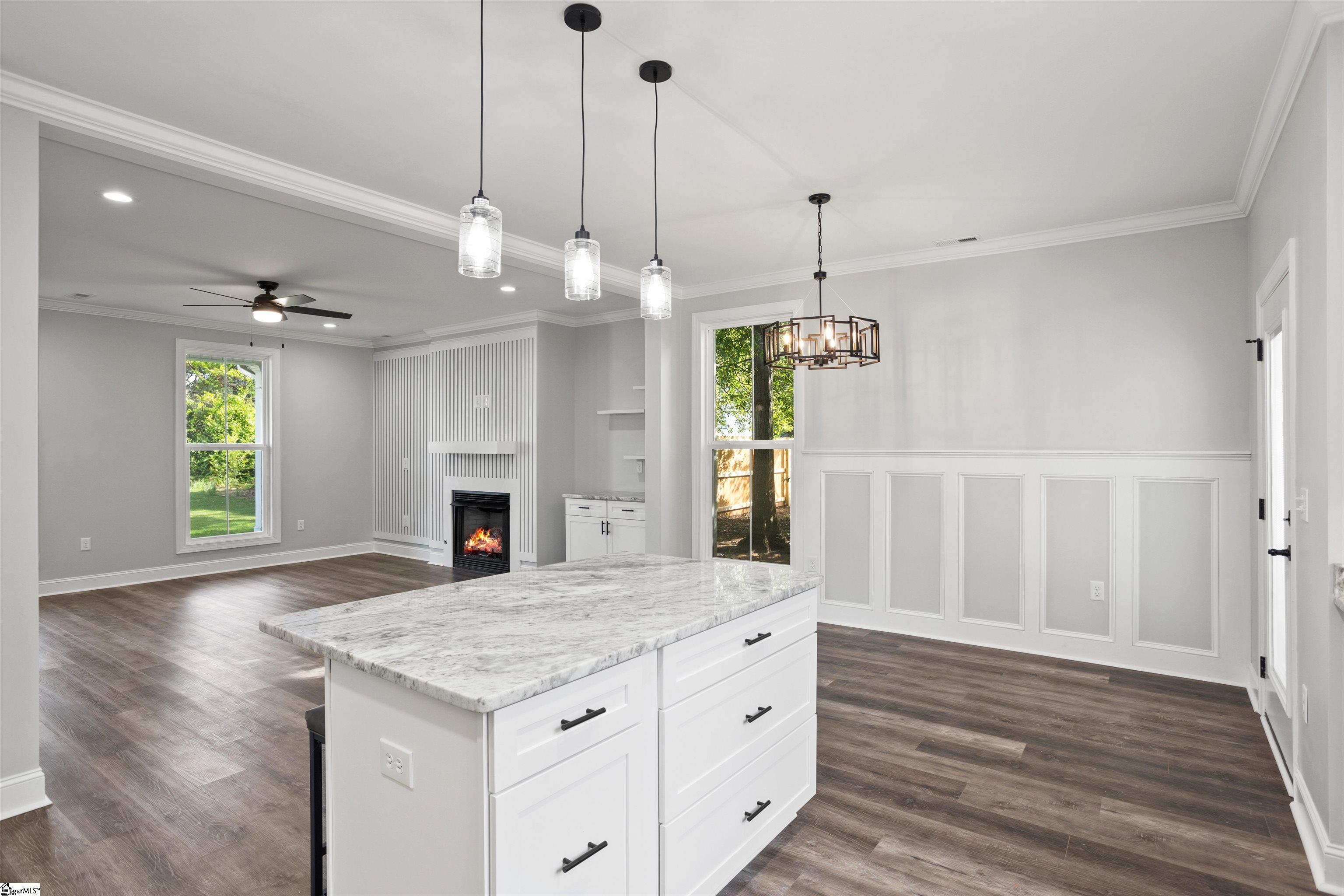 401 Old Augusta Road Greenville, SC 29605 - Photo 5 of 17