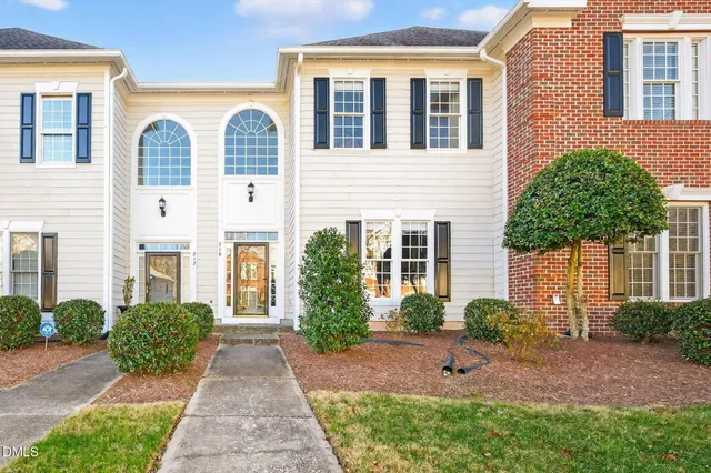 $415,000 | 210 Anniston Court, Cary, NC 27519