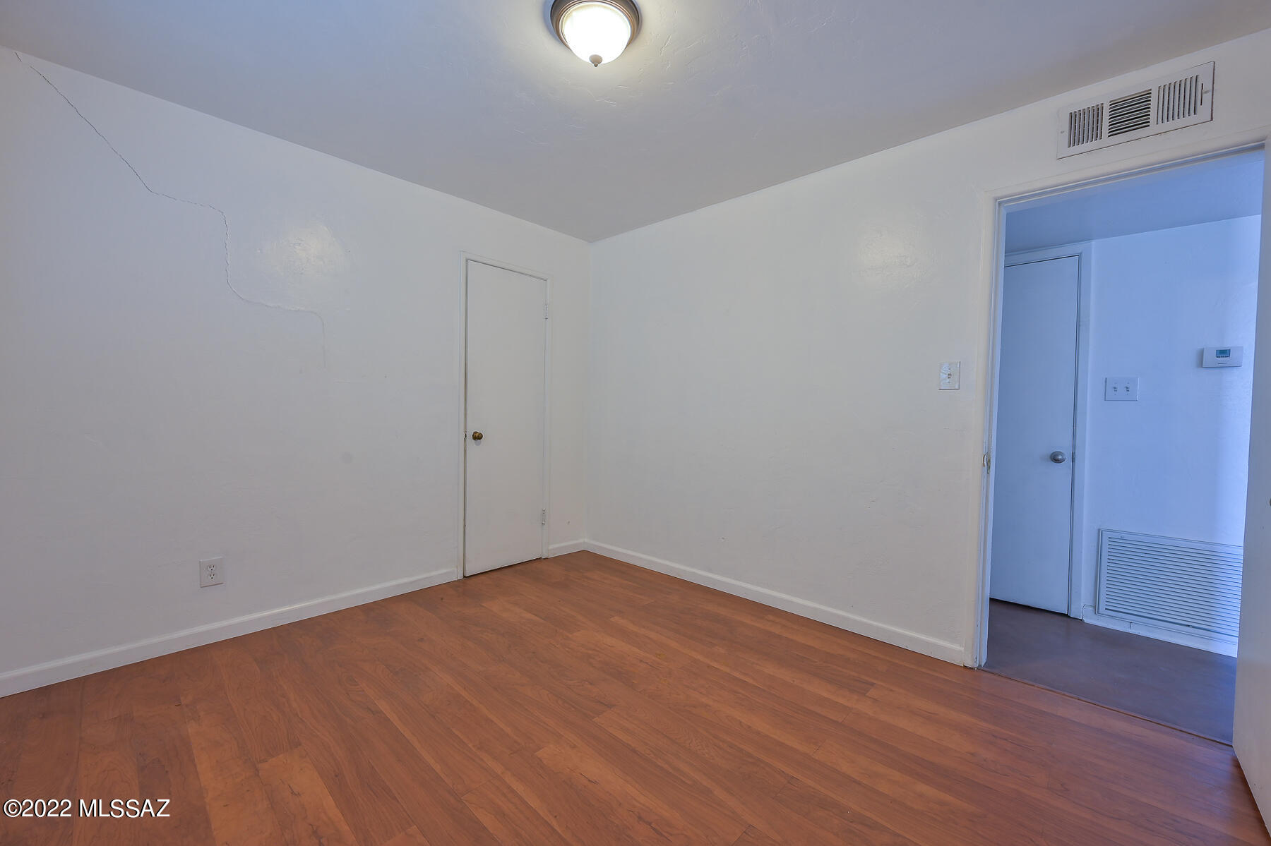 1307 North Swan Road Tucson, AZ 85712 - Photo 14 of 36 Gallery Image 14