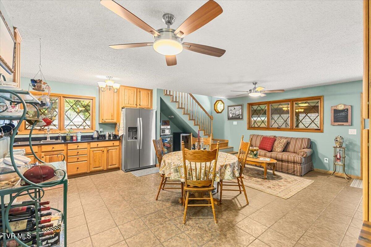 112 Spruce Street Greeneville, TN 37745 - Photo 31 of 102 044-128A8561