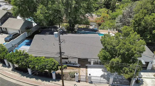 $12,900 | 17072 Oak View Drive, Encino, CA 91436