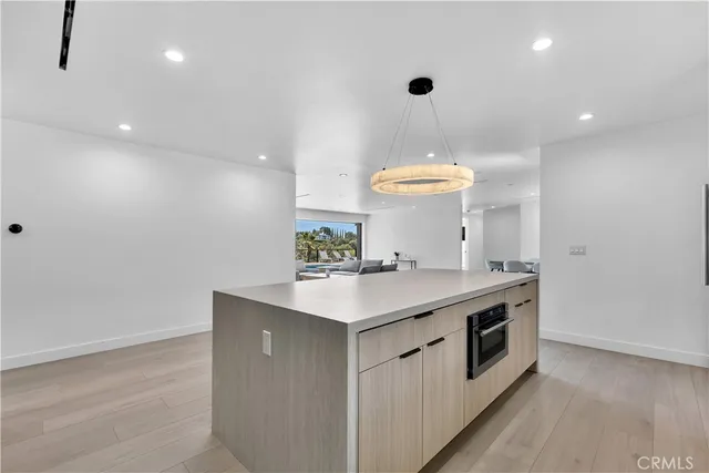 $12,900 | 17072 Oak View Drive, Encino, CA 91436