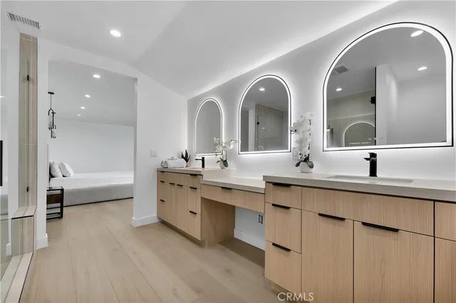 $12,900 | 17072 Oak View Drive, Encino, CA 91436