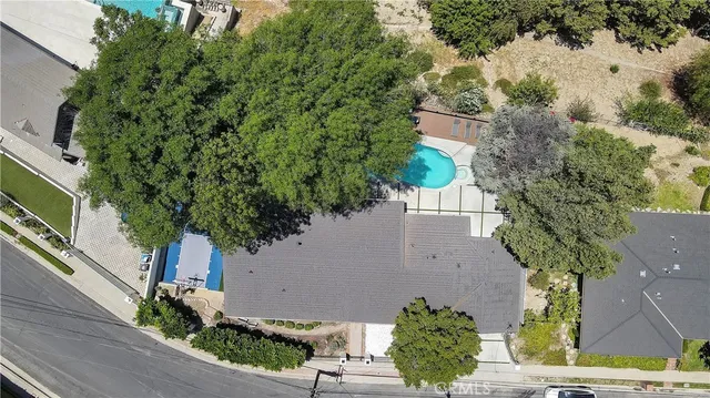 $12,900 | 17072 Oak View Drive, Encino, CA 91436