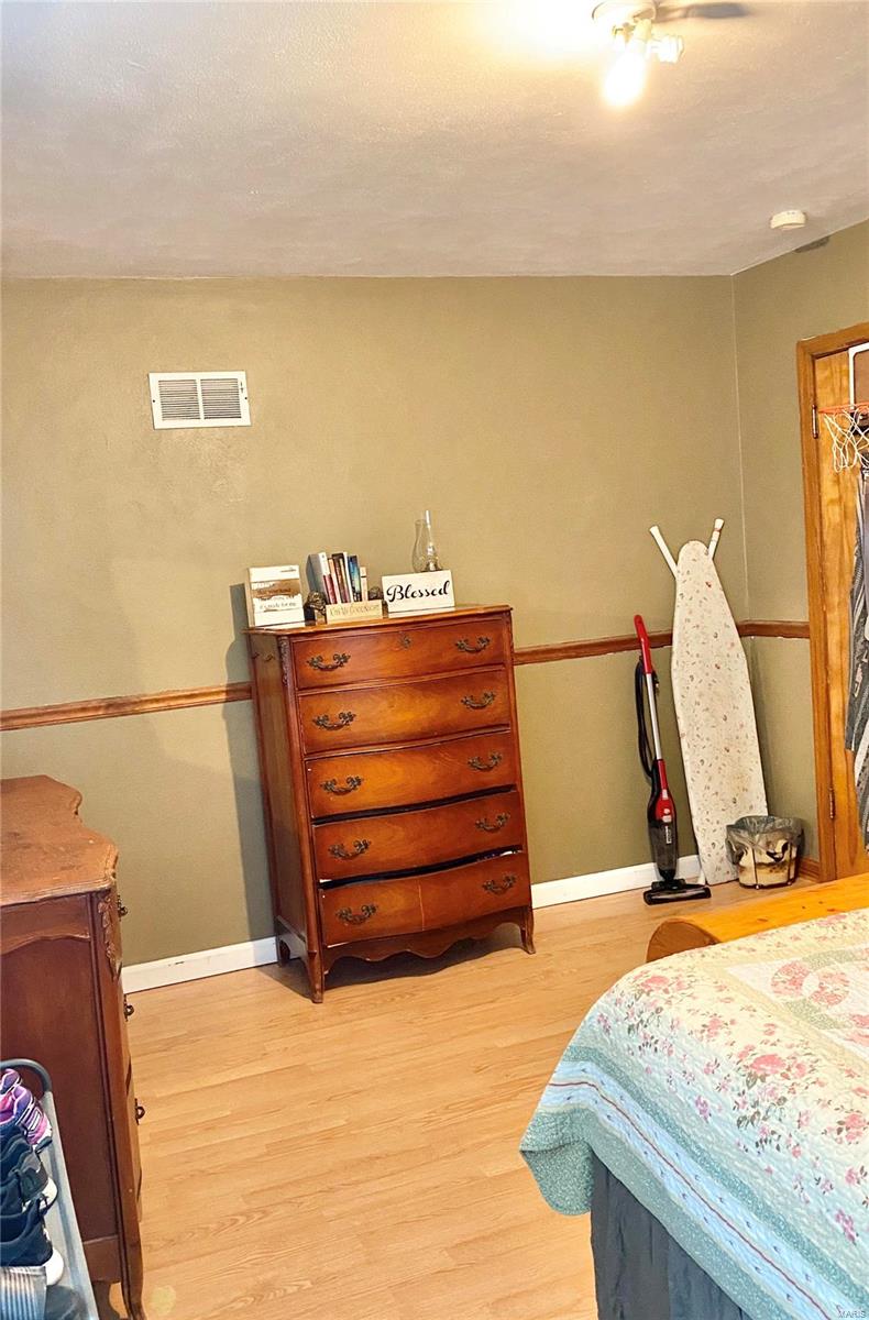 9712 Holy Cross Road Fairview Heights, IL 62208 - Photo 29 of 52 Gallery Image 29