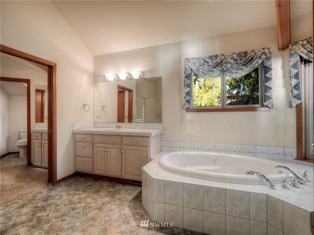 301 East Robbins Road Grapeview, WA 98546 - Photo 16 of 35 Gallery Image 16