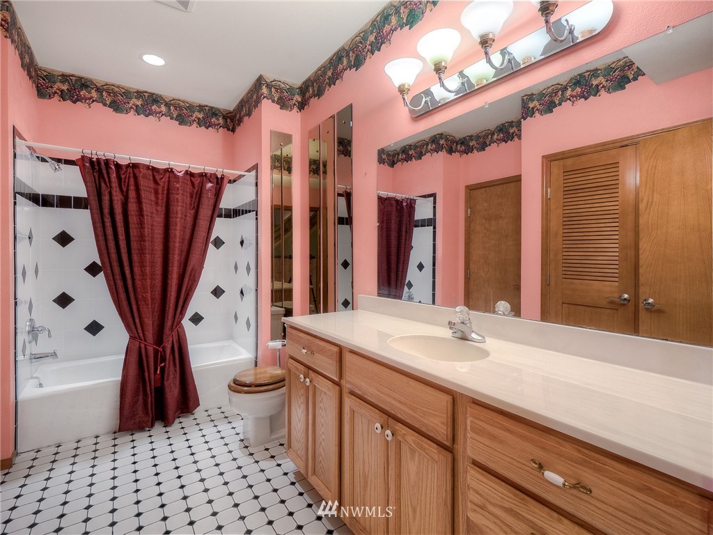 301 East Robbins Road Grapeview, WA 98546 - Photo 21 of 35 Gallery Image 21