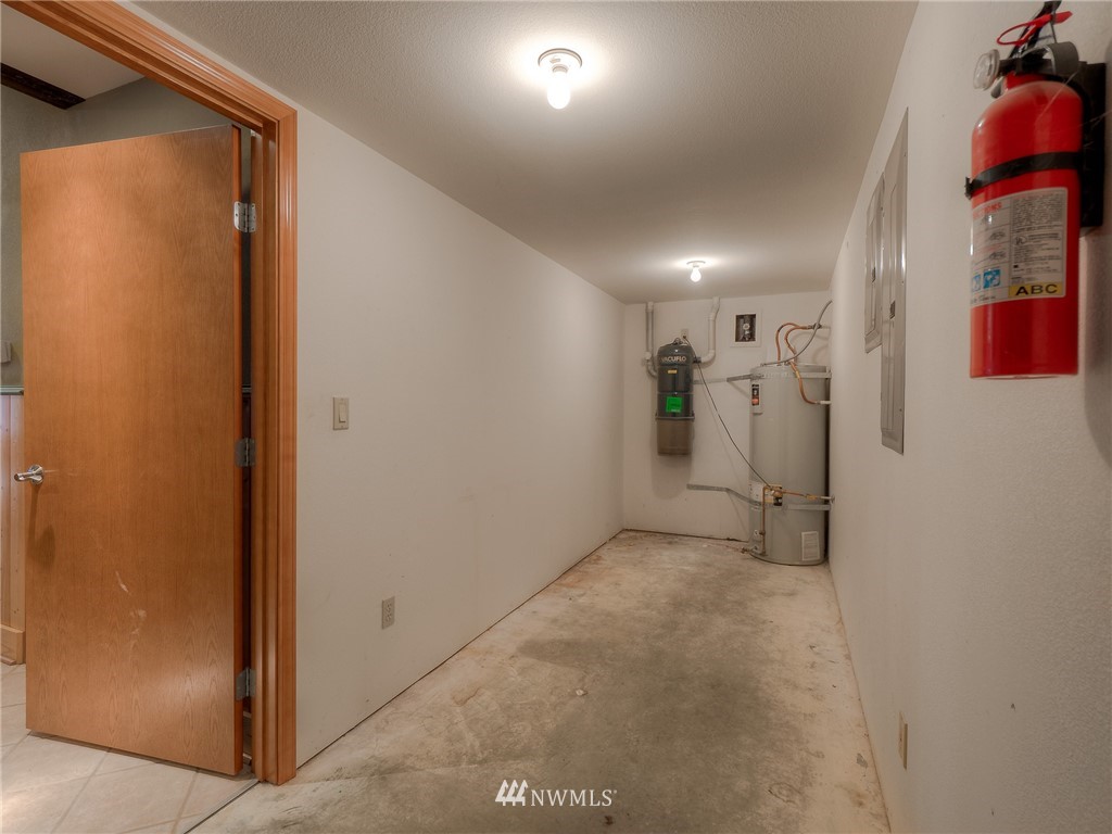 301 East Robbins Road Grapeview, WA 98546 - Photo 22 of 35 Gallery Image 22