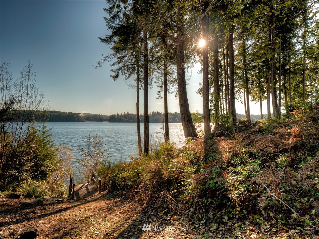 301 East Robbins Road Grapeview, WA 98546 - Photo 31 of 35 Gallery Image 31