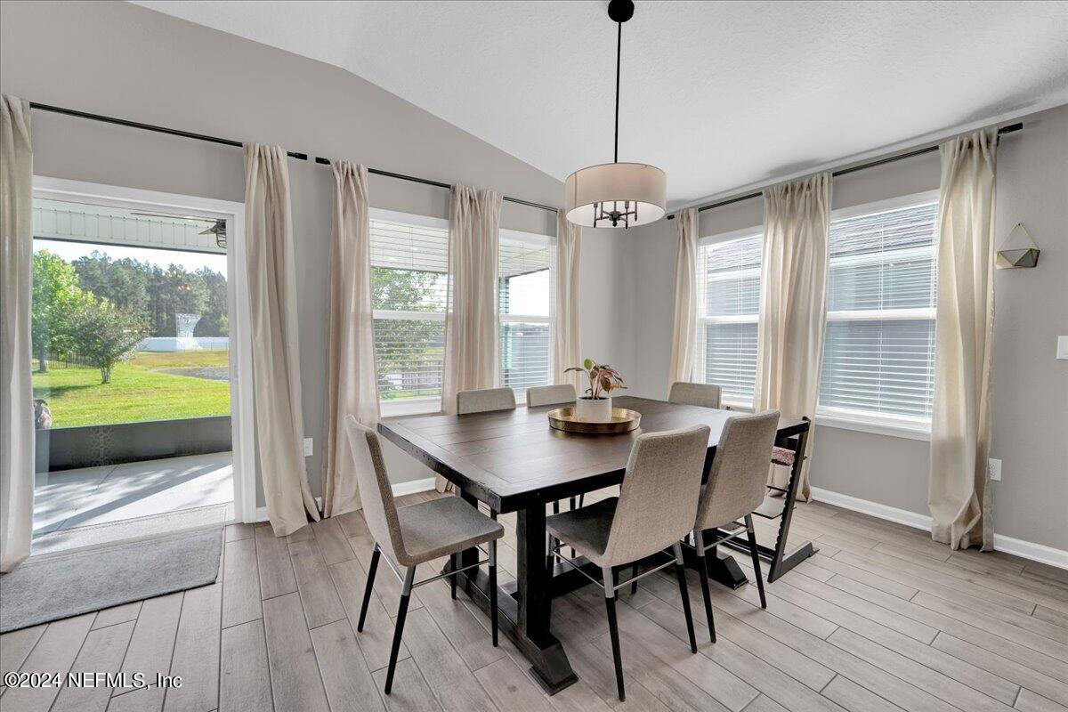 8029 Arctic Fox Road Jacksonville, FL 32222 - Photo 12 of 37 Dining Room