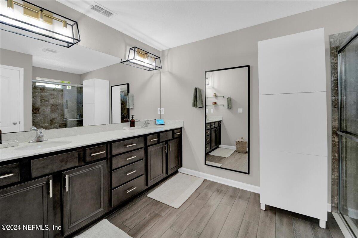8029 Arctic Fox Road Jacksonville, FL 32222 - Photo 15 of 37 Master Bathroom