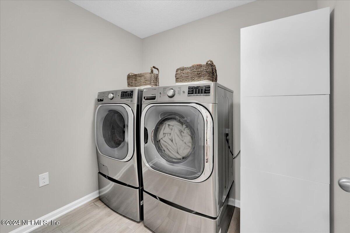 8029 Arctic Fox Road Jacksonville, FL 32222 - Photo 8 of 37 Washer & Dryer