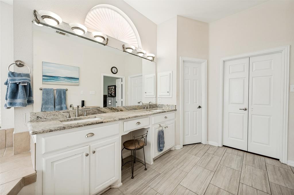 1700 Coyote Ridge Carrollton, TX 75010 - Photo 21 of 35