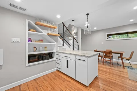 $674,000 | 2101 Airole Way, Unit B, Austin, TX 78704