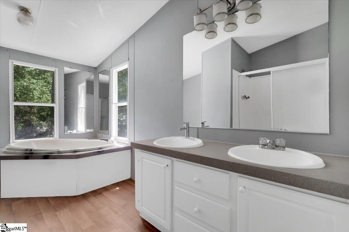 1737 Jameson Road Easley, SC 29640 - Photo 16 of 26 Gallery Image 16