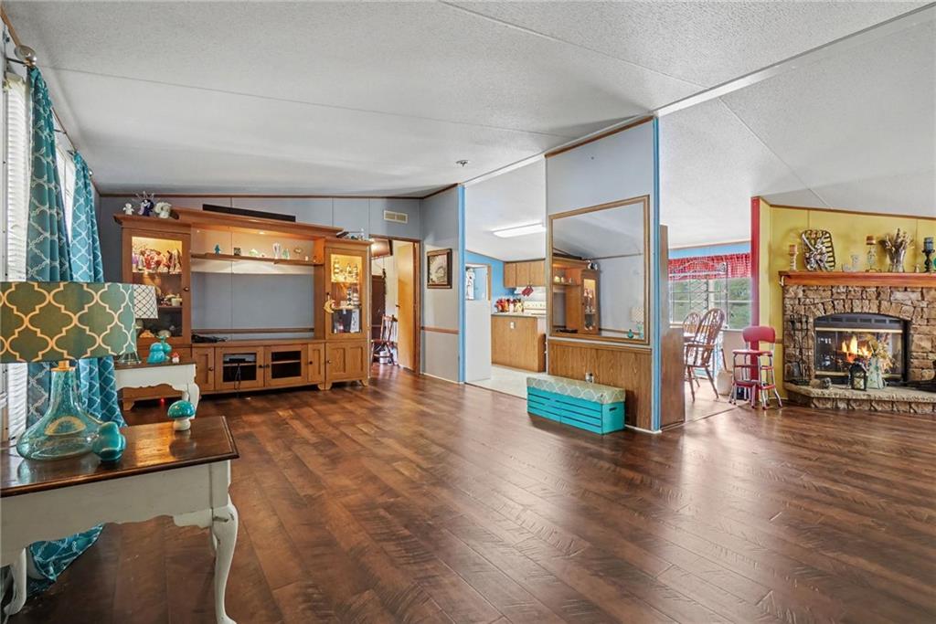 650 Bart Manous Road Canton, GA 30115 - Photo 8 of 21 Gallery Image 8