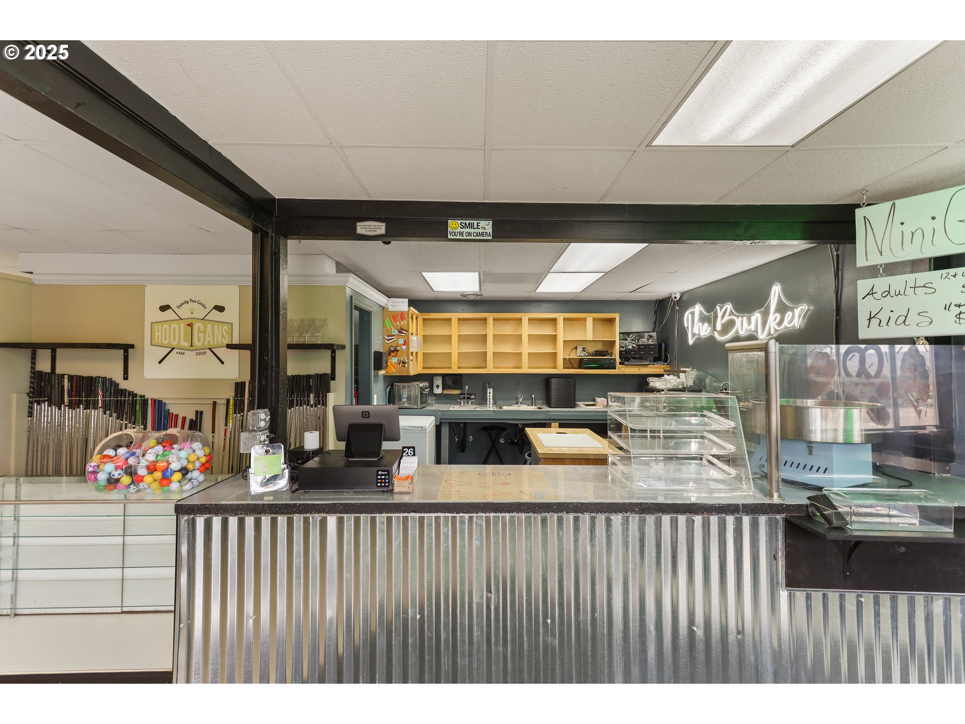 2718 East 2nd Street The Dalles, OR 97058 - Photo 16 of 45 a kitchen with a table and chairs