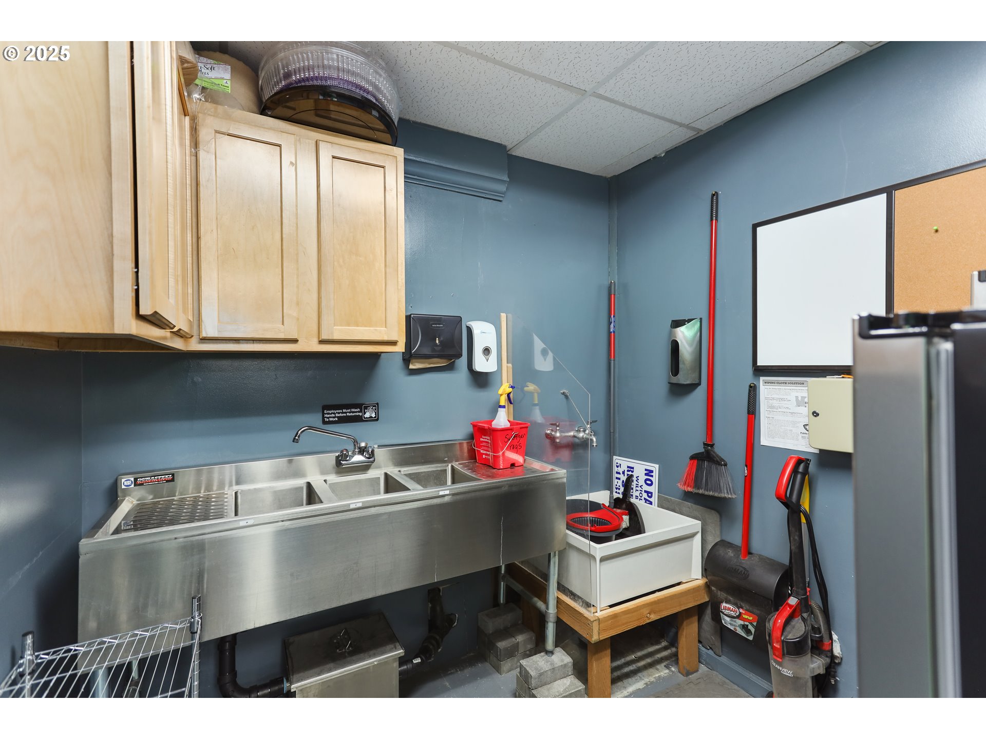 2718 East 2nd Street The Dalles, OR 97058 - Photo 31 of 45