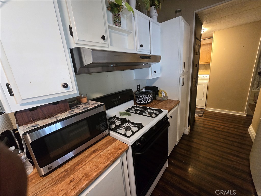 15181 Van Buren Boulevard, Unit 301 Riverside, CA 92504 - Photo 10 of 33