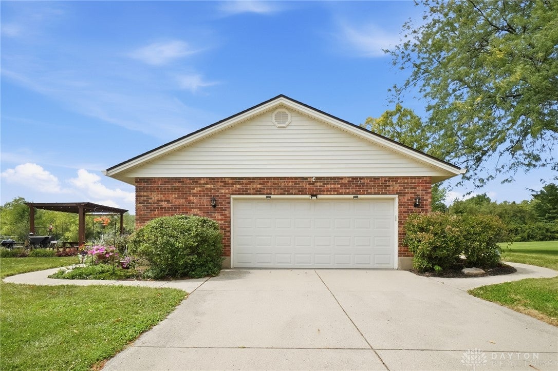 5527 Chenoweth Road Waynesville, OH 45068 - Photo 46 of 75 Gallery Image 46