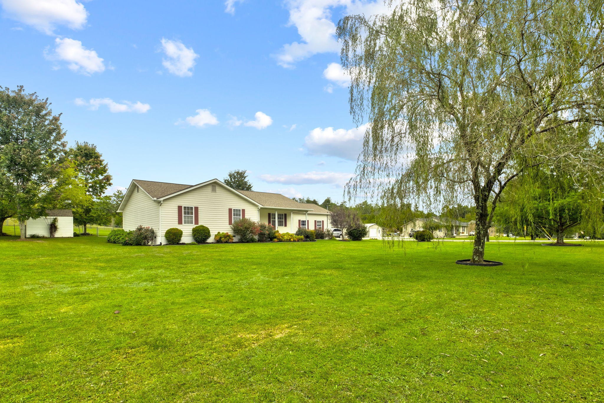 119 Walker Farm Road Maynardville, TN 37807 - Photo 2 of 40