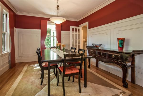 15 Burr Road Newton, MA 02459 - Photo 5 of 24 Gallery Image 5