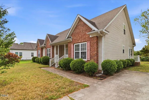 $299,000 | 302 Martin Luther King Jr Drive, Smithfield, NC 27577