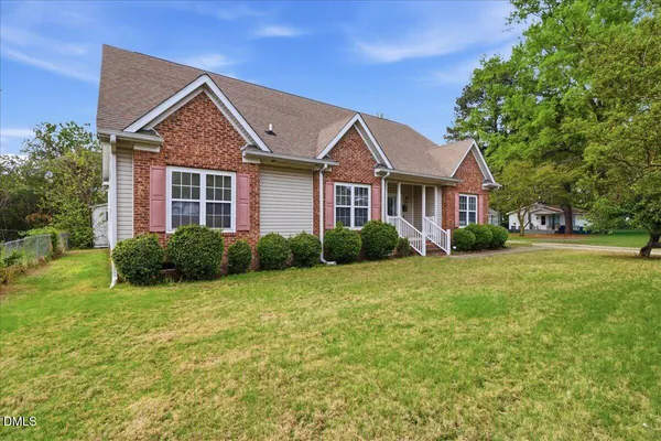 $299,000 | 302 Martin Luther King Jr Drive, Smithfield, NC 27577