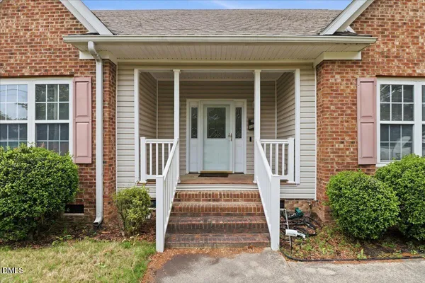 $299,000 | 302 Martin Luther King Jr Drive, Smithfield, NC 27577