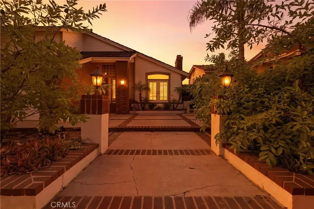 $6,800 | 28241 San Marcos, Mission Viejo, CA 92692