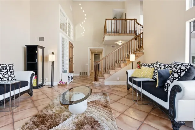 $6,800 | 28241 San Marcos, Mission Viejo, CA 92692