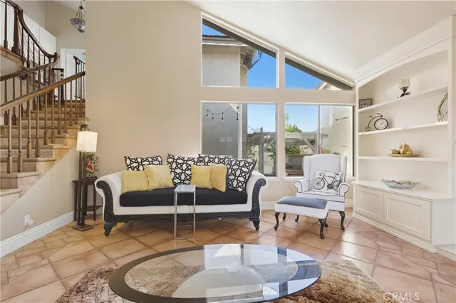 $6,800 | 28241 San Marcos, Mission Viejo, CA 92692