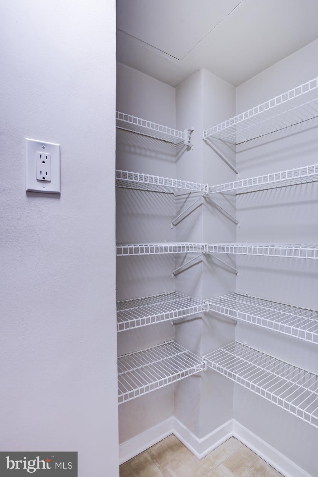 4100 Cathedral Avenue Northwest, Unit 512 Washington, DC 20016 - Photo 21 of 71