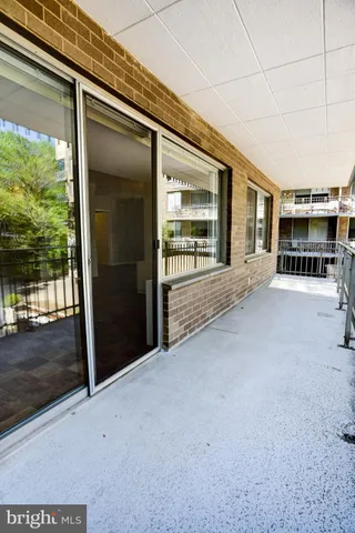 $399,000 | 4100 Cathedral Avenue Northwest, Unit 512, Washington, DC 20016