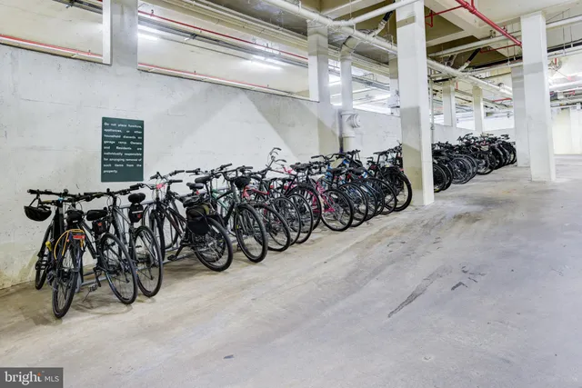 $399,000 | 4100 Cathedral Avenue Northwest, Unit 512, Washington, DC 20016