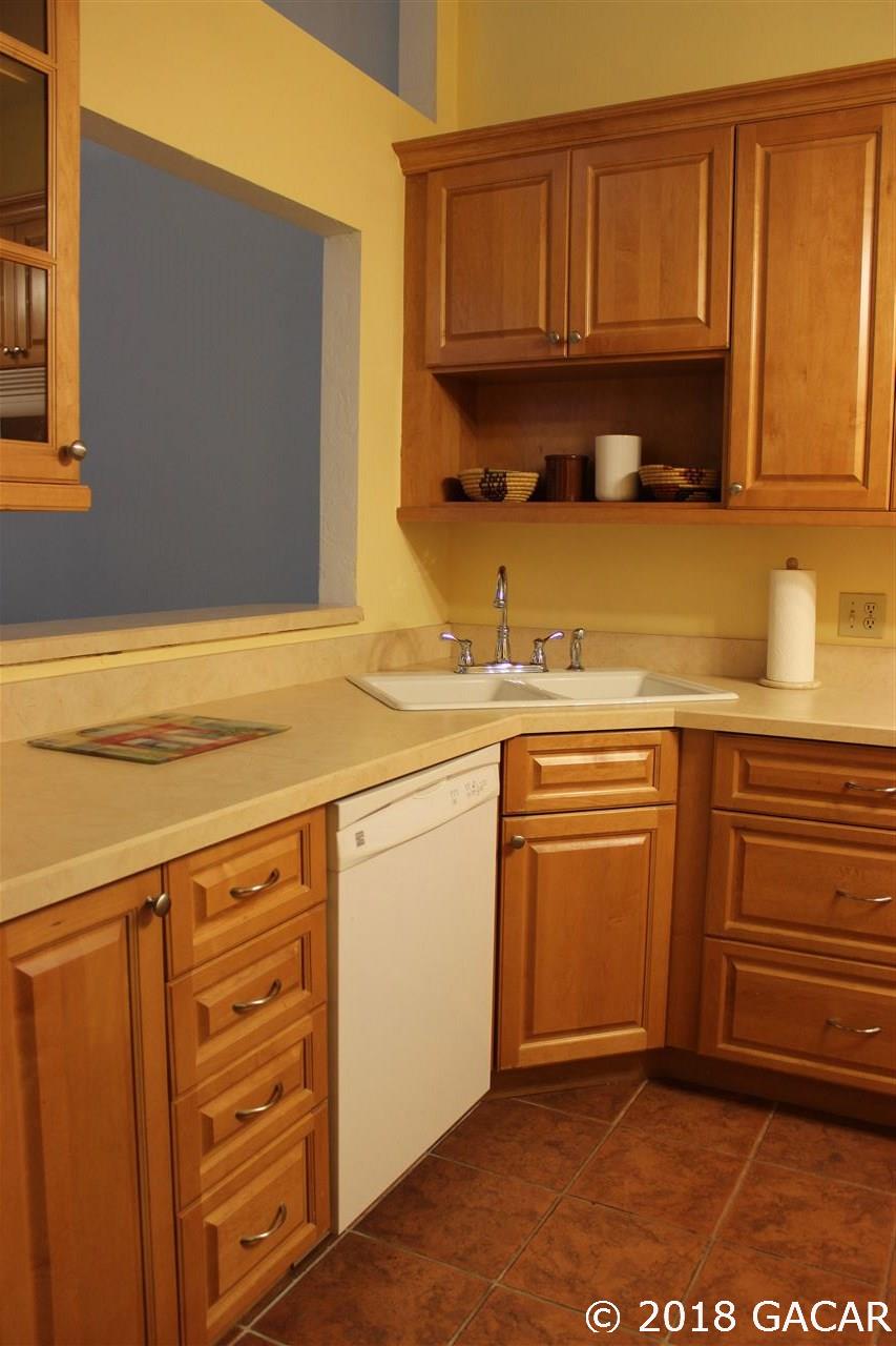 914 Southwest 50th Way Gainesville, FL 32607 - Photo 4 of 20 Gallery Image 4