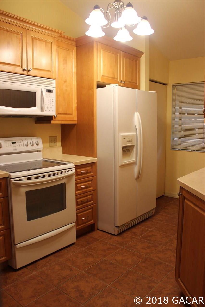 914 Southwest 50th Way Gainesville, FL 32607 - Photo 5 of 20 Gallery Image 5