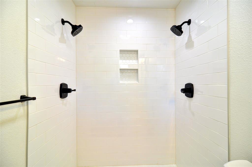 5549 Sam Calloway Road Fort Worth, TX 76114 - Photo 21 of 31 a bathroom with a shower