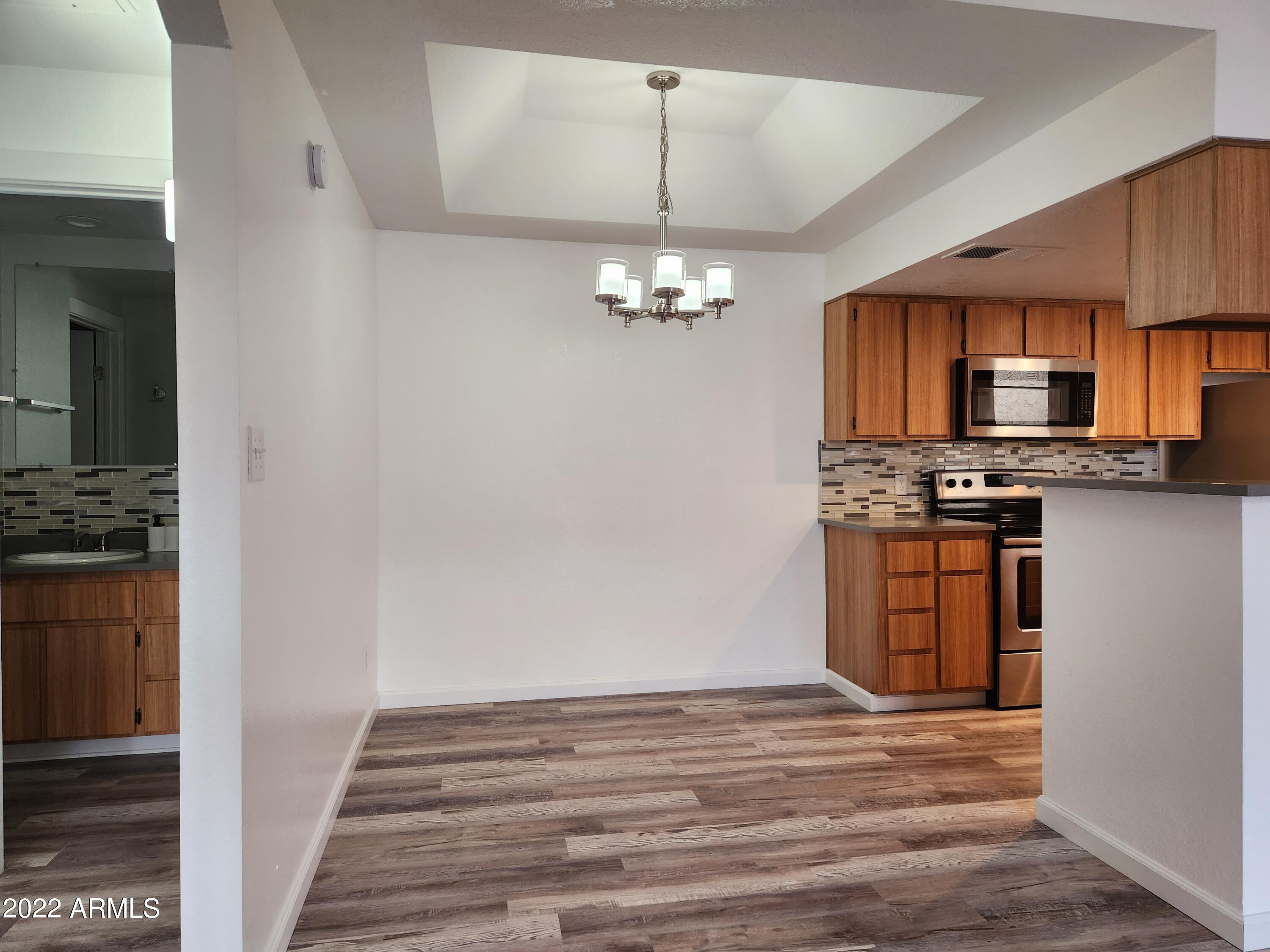 1125 East Broadway Road, Unit 219 Tempe, AZ 85282 - Photo 3 of 17 6-Dining